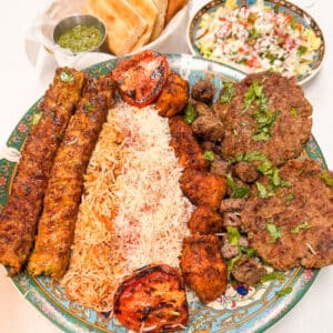 13 – Family Platter (7-8 People)